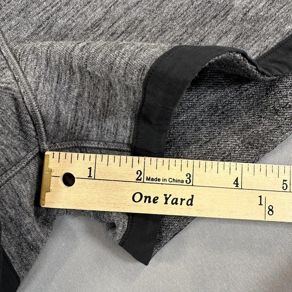 Lululemon Shorts Womens 6‎ Gray Sweat Relaxed Fit High Waist Pockets Athletic